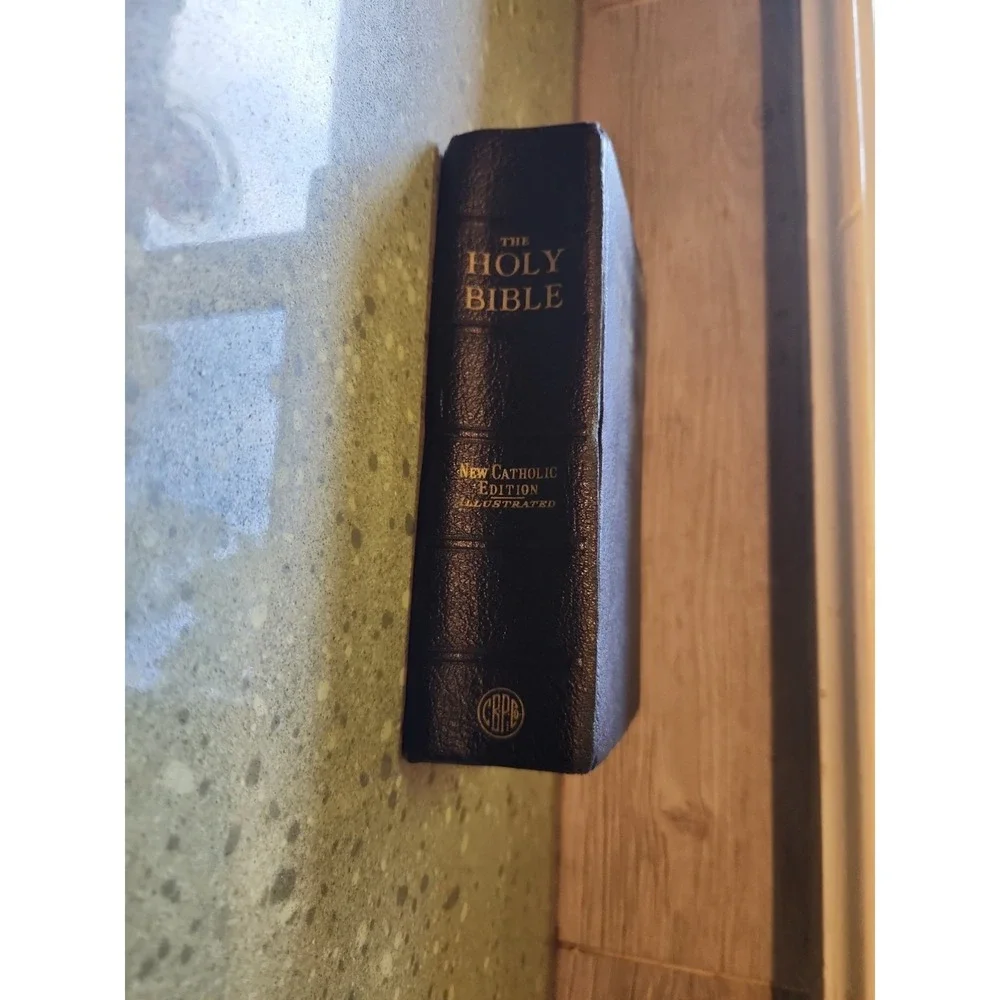 VTG Holy Bible New Catholic Edition Illustrated SEE PICS